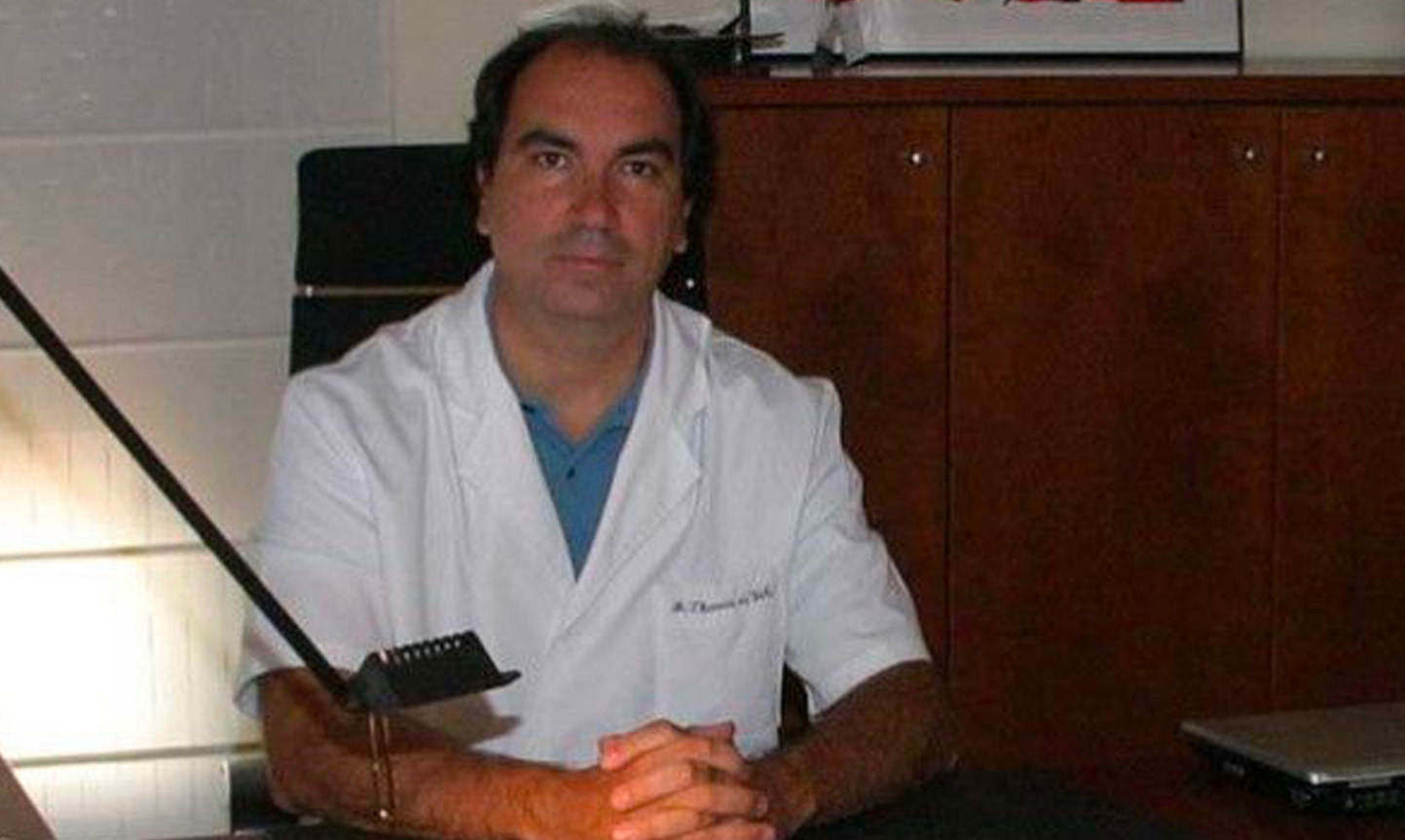 Especialista en oftalmologia mèdico-quirúrgica